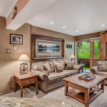 Laurelwood Condominiums 401 スノーマス・ビレッジ エクステリア 写真